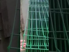 50×200 mm 4 mm zakrzywiony ogrodzenie z brzoskwiniowym słupem