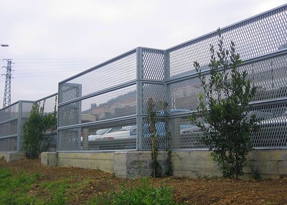 Rozszerzone metalowe ogrodzenie zabezpieczające - ogrodzenie zapobiegające wspinaniu się i przecięciu