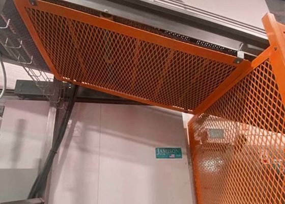 Rozszerzona metalowa osłona maszyny – Bariera bezpieczeństwa między pracownikami a maszynami