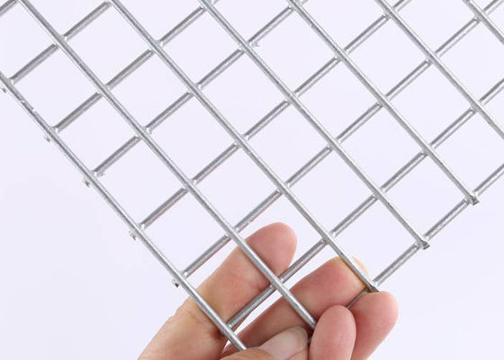 Panel z siatki drucianej o grubości 0,5 mm 1,0 mm Wysoka wytrzymałość na rozciąganie Dobra odporność na korozję