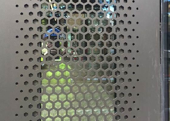 Cięcie laserowe perforowanych paneli metalowych z kreatywnymi i współczesnymi wzorami