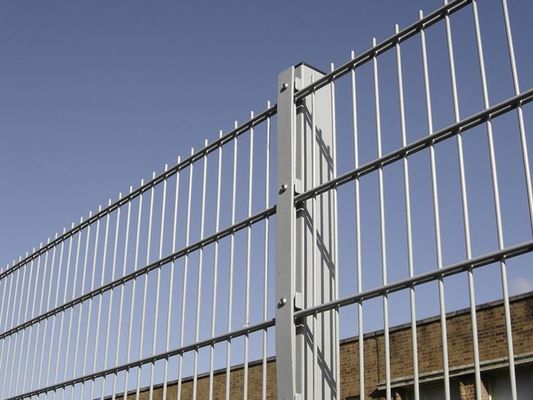 2500 mm Panel Dwukrotna sieć drutu Ogrodzenie 50 × 200 mm Zielony Zgalwanizowany powlekany