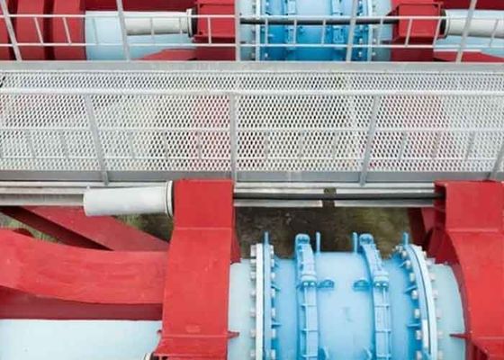 Przejście metalowe powlekane w proszku zapewnia bezpieczne przejście dla projektów budowlanych