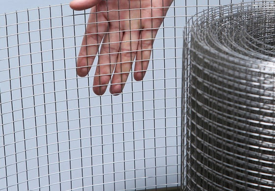 Stabilność Łatwo spawana siatka sieciowa płytka wzmocniona przewód prądu rozmiar 12G ∼ 21G Rozmiar niestandardowy