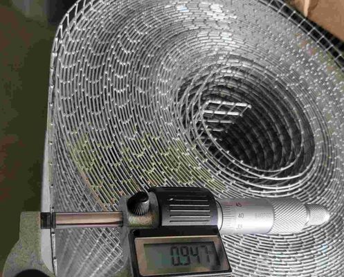 2.5-25cm Otwór Zgalwanizowane Panely z Włókna Złowionego 1 12 cali przez 1 cal